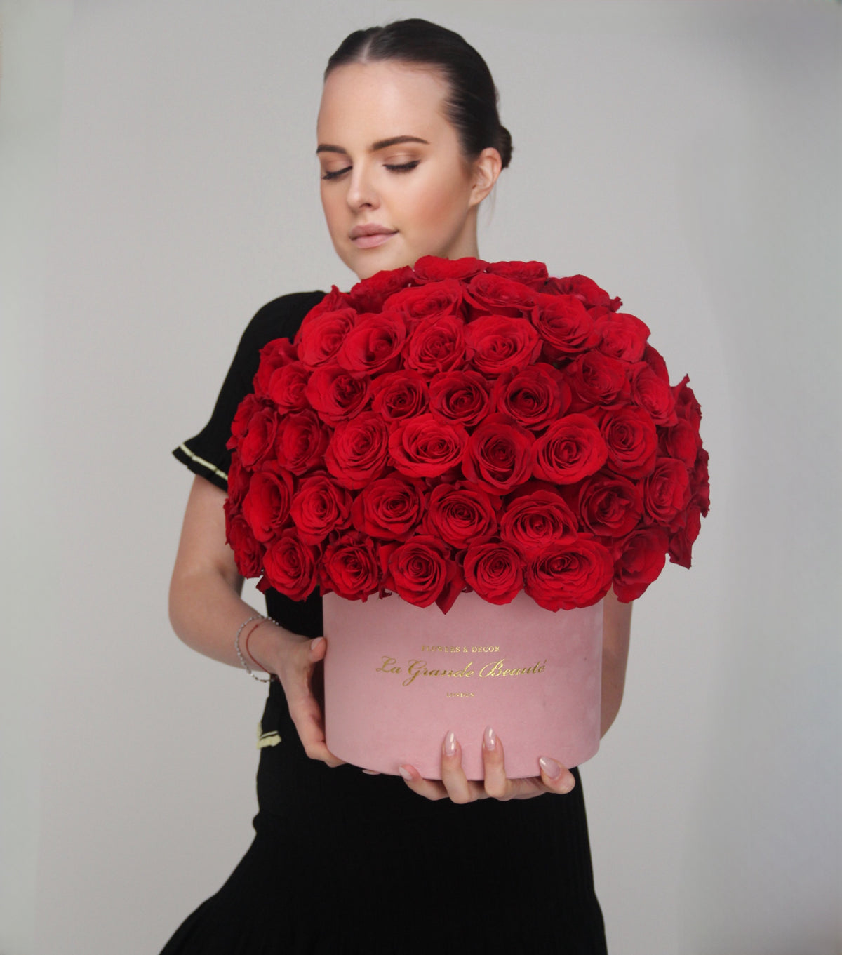 “Amour” – classic red rose velvet box by La Grande Beauté, luxury flower delivery London
