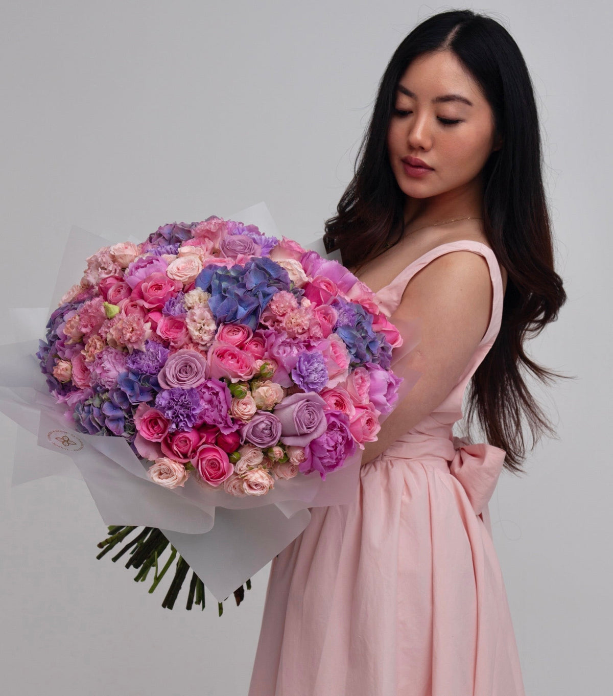 “Pink Passion” – pink hand-tied bouquet by La Grande Beauté, luxury flower delivery London