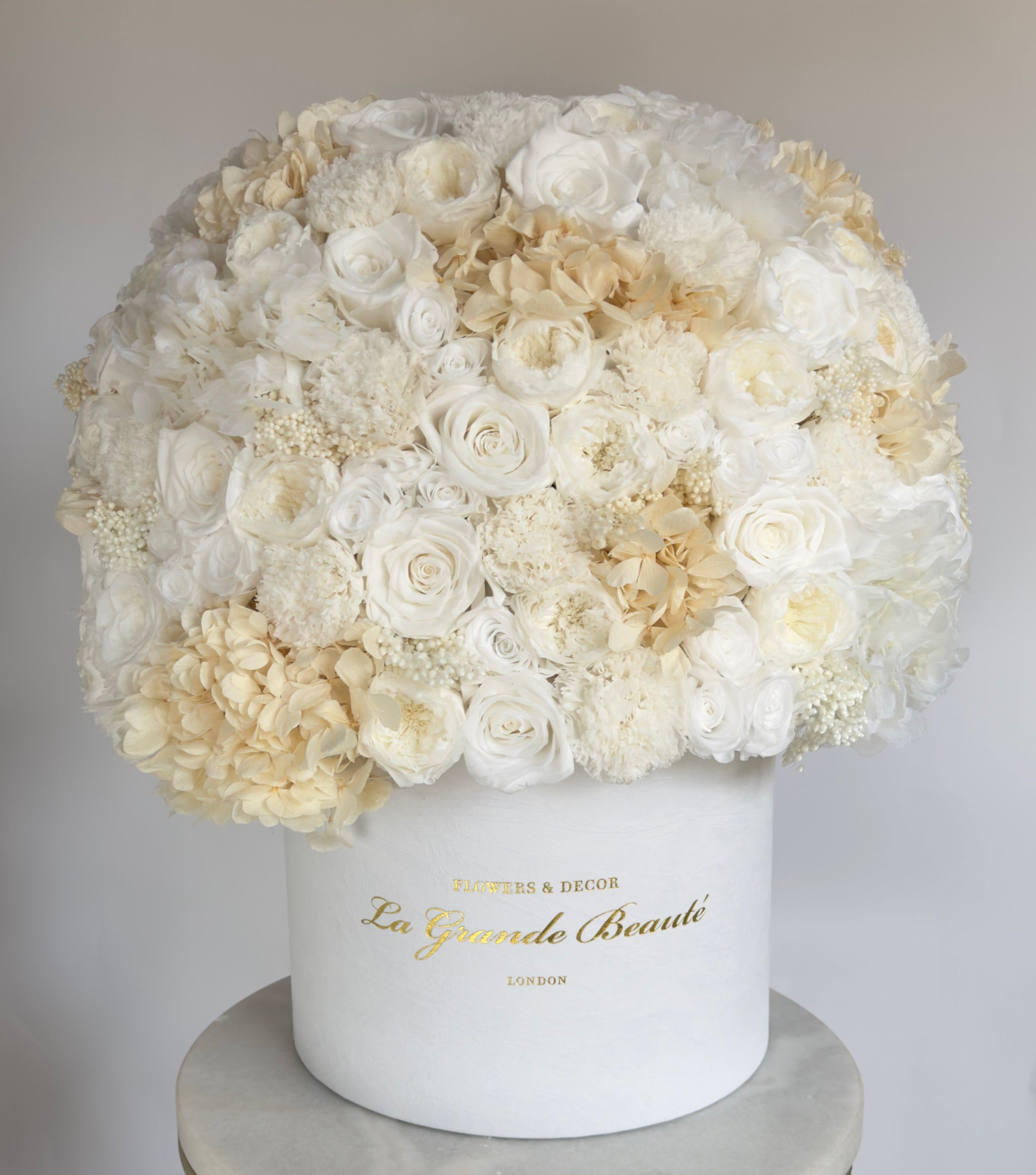 “Pearl White” Preserved Roses, Hydrangeas, Carnations Luxury London