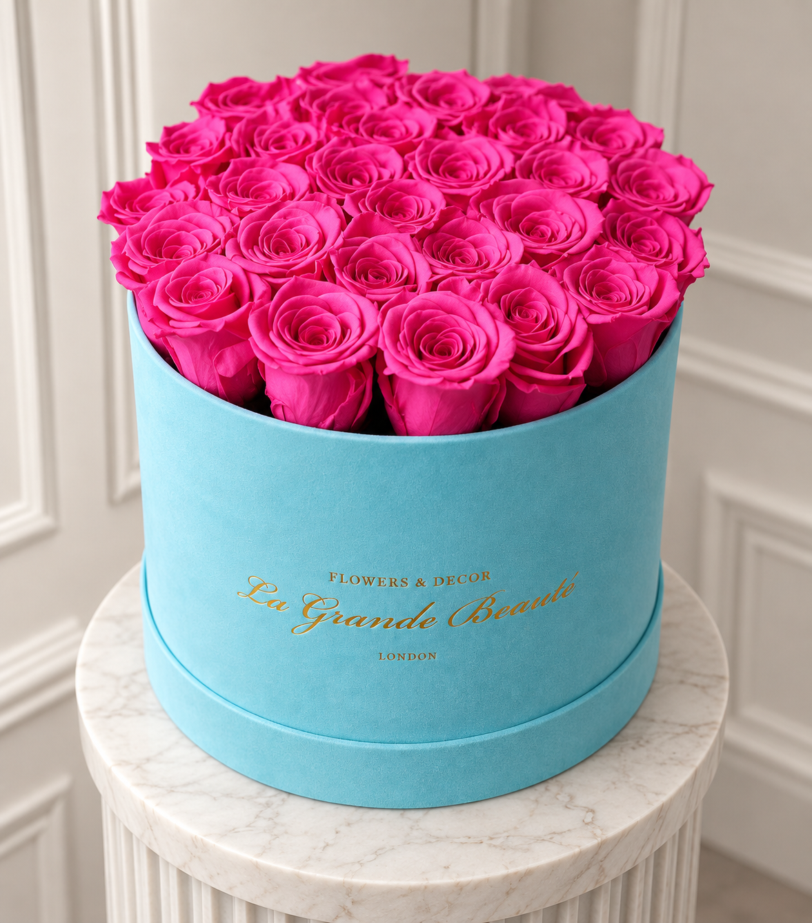 “Feel The Love” – preserved red roses in a velvet box by La Grande Beauté, luxury flower delivery London
