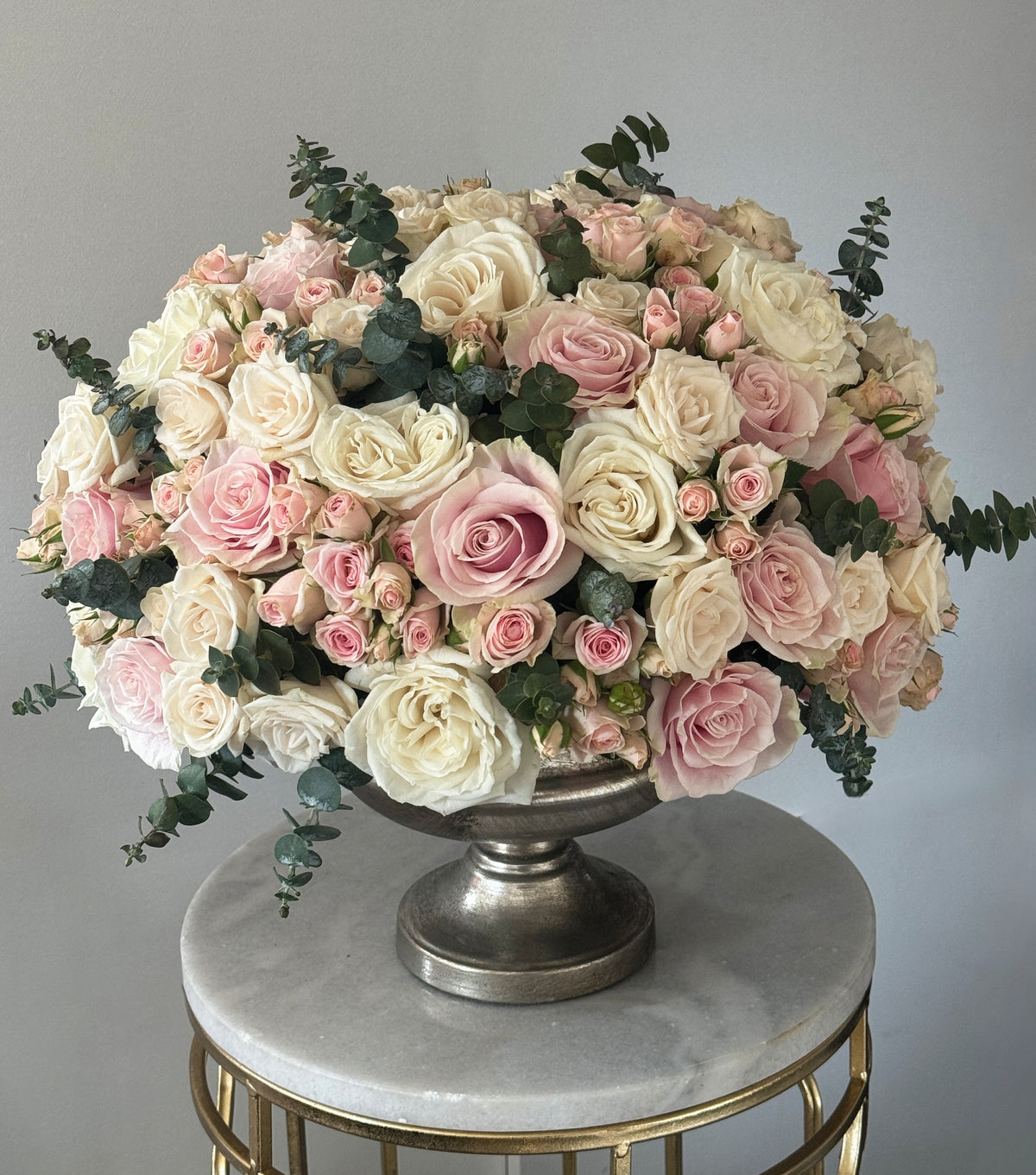 “Sweetheart” – vase of blush roses with eucalyptus by La Grande Beauté, luxury flower delivery London