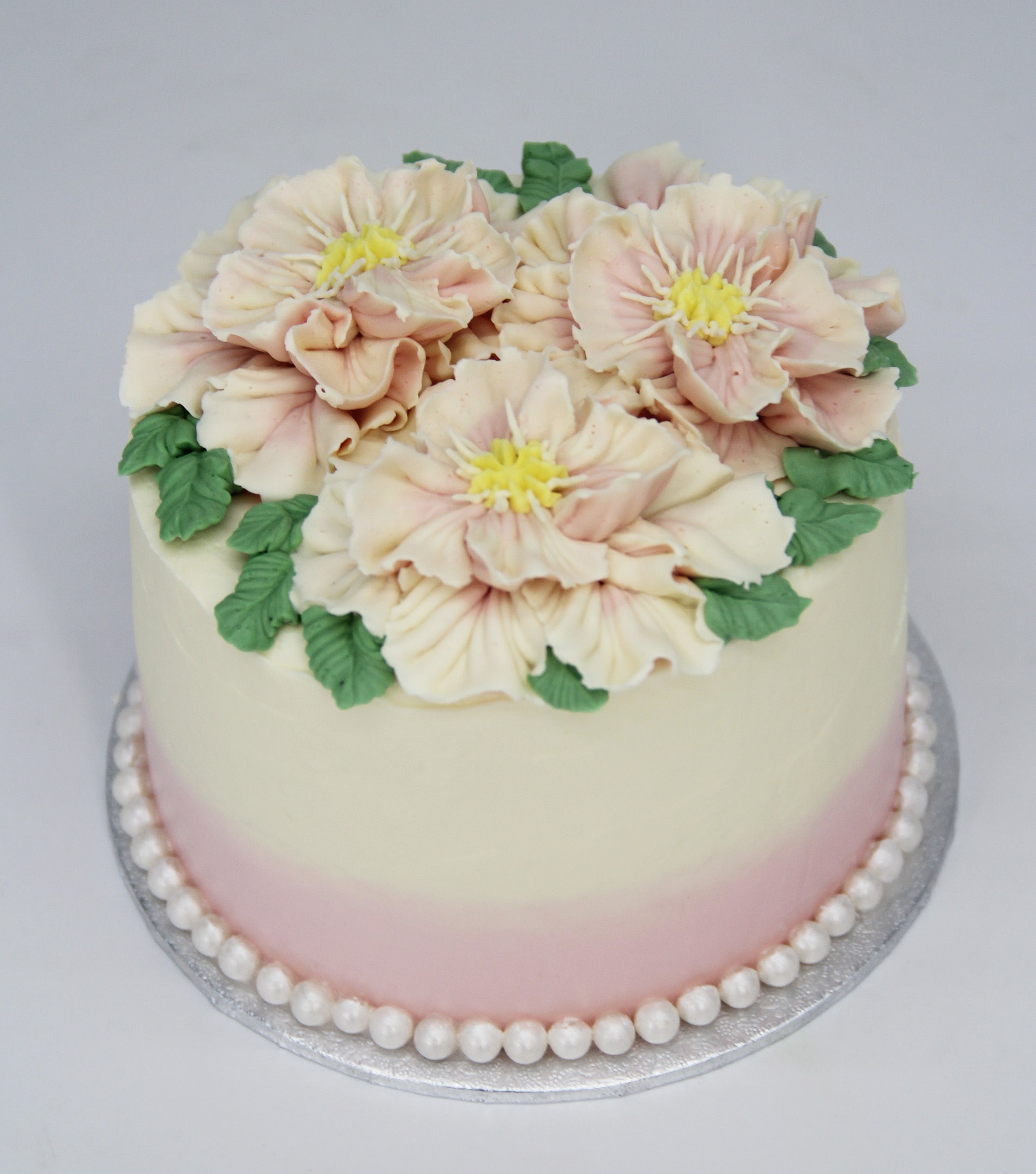 Artisan Flower Cake Luxury London Flower Delivery La Grande Beaute