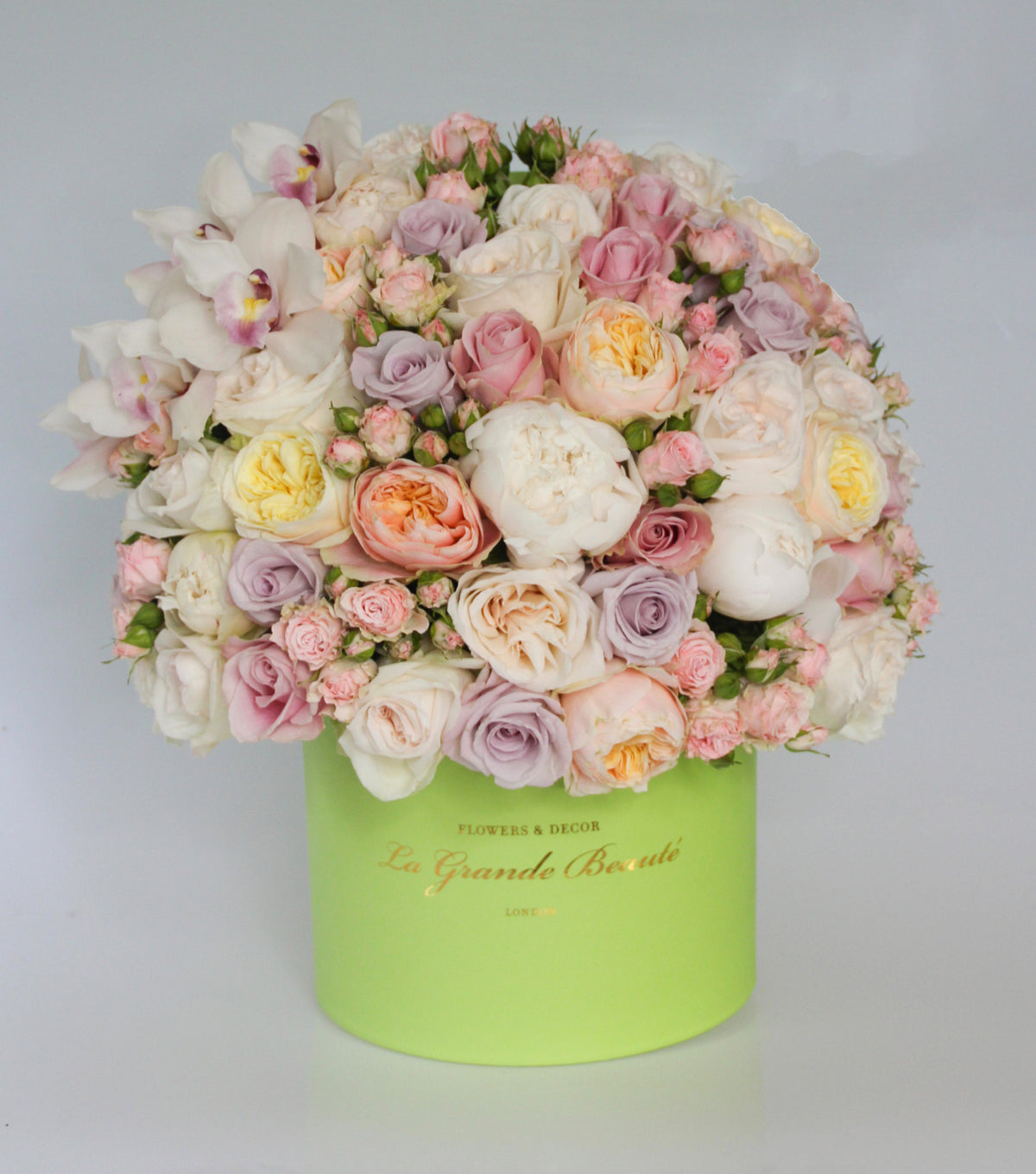 “Magic” – peony, rose and orchid velvet box by La Grande Beauté, luxury flower delivery London