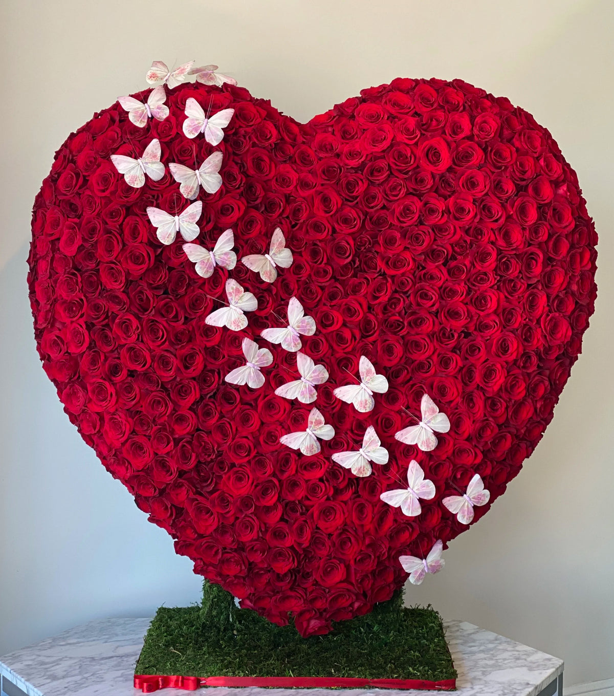 “All For You” – one-metre heart of 500 roses by La Grande Beauté, luxury flower delivery London