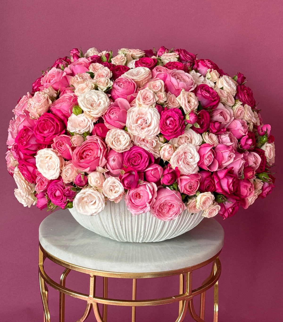 “Spray Rose Bowl” – spray roses in a ceramic bowl by La Grande Beauté, luxury flower delivery London