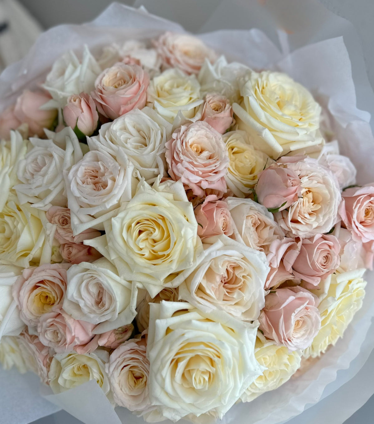 “Petal Crush” – hand-tied classic and spray rose bouquet by La Grande Beauté, luxury flower delivery London
