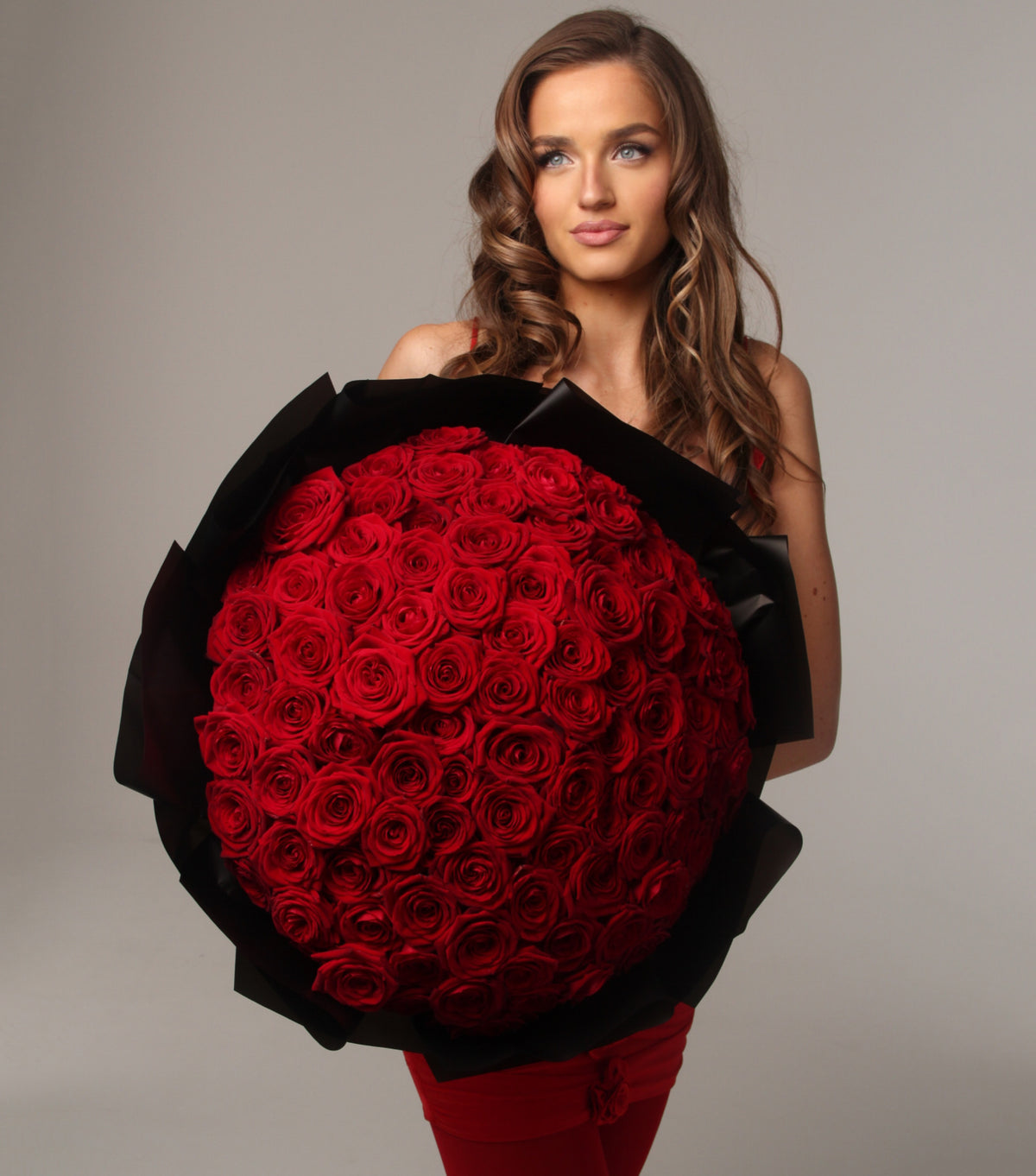 Red Rose Bouquet – long-stemmed red roses by La Grande Beauté, luxury flower delivery London