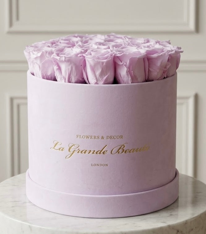 “Rosie” – preserved blush pink roses in a velvet box by La Grande Beauté, luxury flower delivery London
