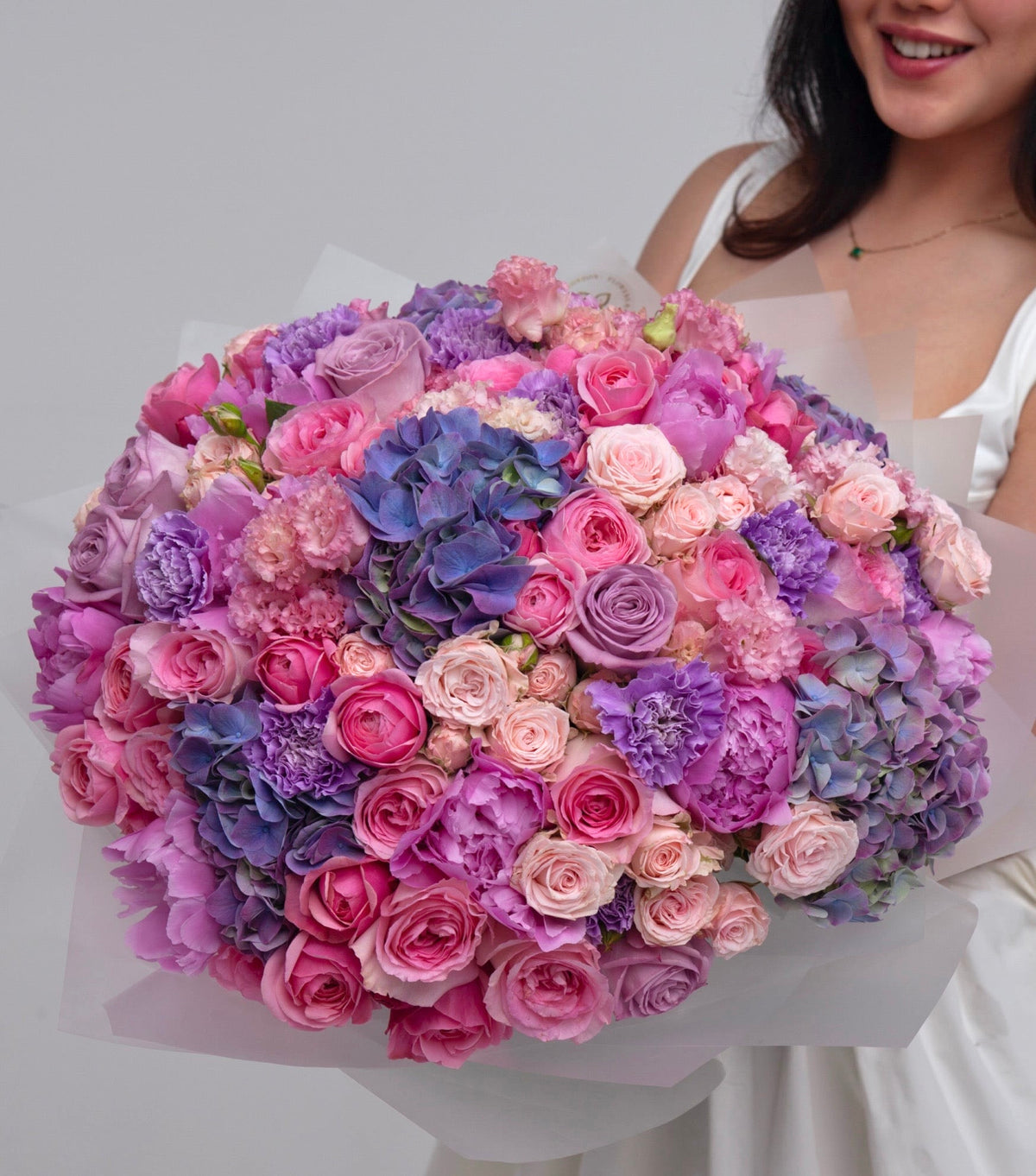 “Pink Passion” – pink hand-tied bouquet by La Grande Beauté, luxury flower delivery London
