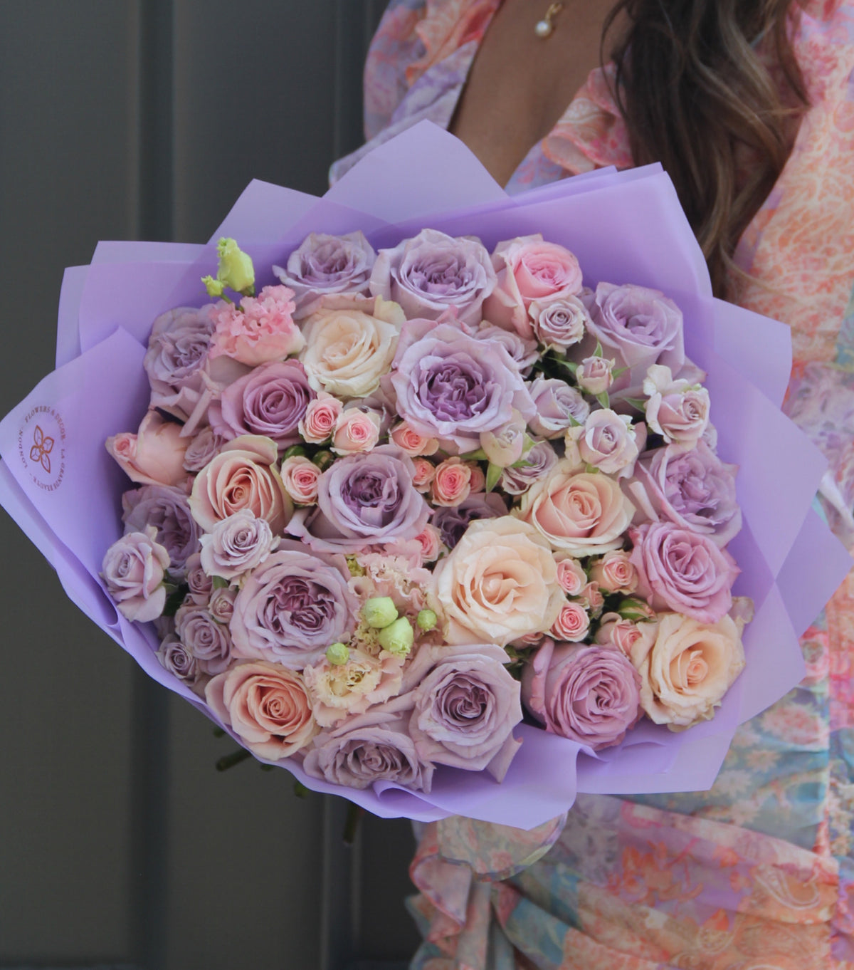 “Mauve Magic” – hand-tied mauve rose bouquet by La Grande Beauté, luxury flower delivery London