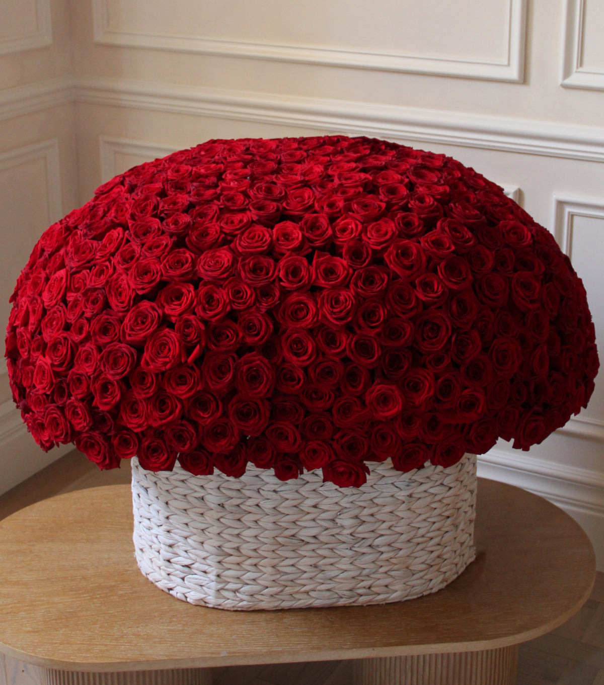 “X Reasons” – basket of 300 to 1,000 roses by La Grande Beauté, luxury flower delivery London