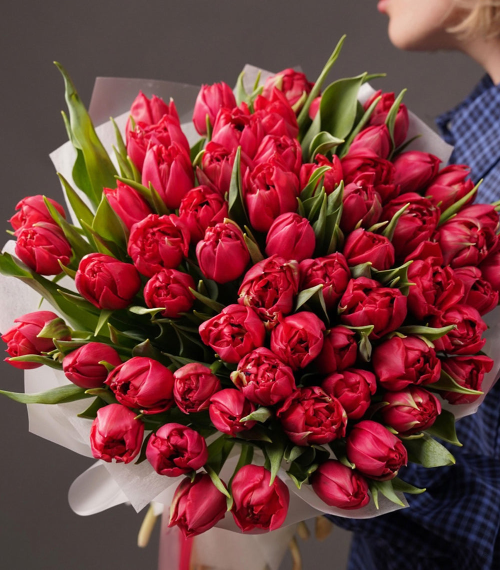 Red Tulip Bouquet