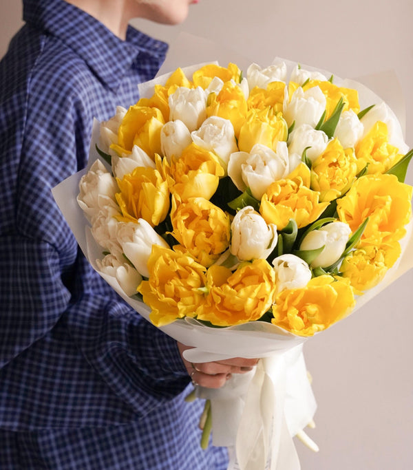 Snow and Yellow Tulip Bouquet