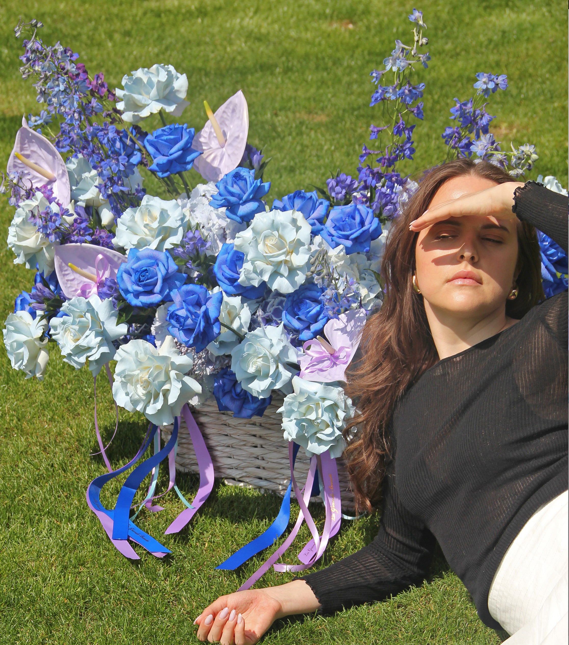 “Crown” – wicker basket of blue roses and hydrangea by La Grande Beauté, luxury flower delivery London