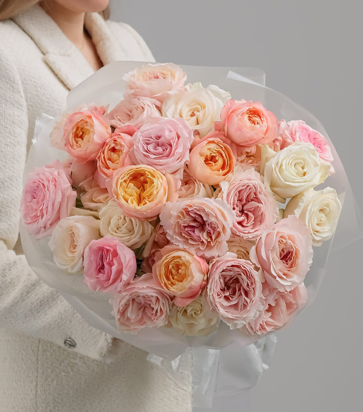 “Soft Peach” – pastel pink, white and peach garden roses by La Grande Beauté, luxury flower delivery London