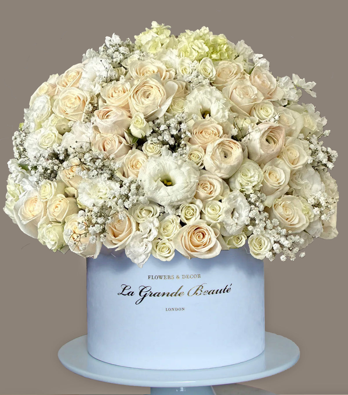 “Tender” – all-white rose and ranunculus flower box by La Grande Beauté, luxury flower delivery London