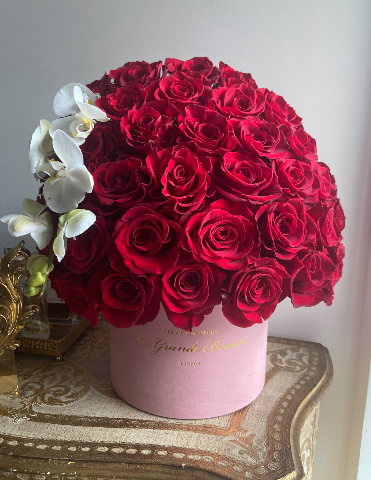 “Je T’aime” – red rose box by La Grande Beauté, luxury flower delivery London