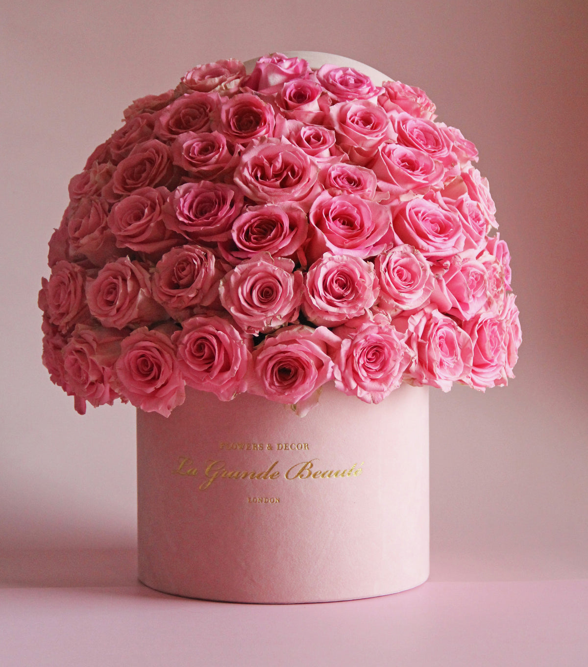 “Blushing Rose” – blush pink rose box by La Grande Beauté, luxury flower delivery London